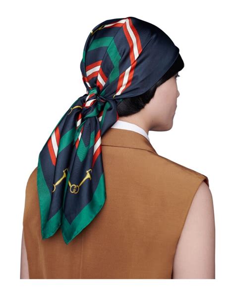 Sciarpe e foulard Gucci donna .